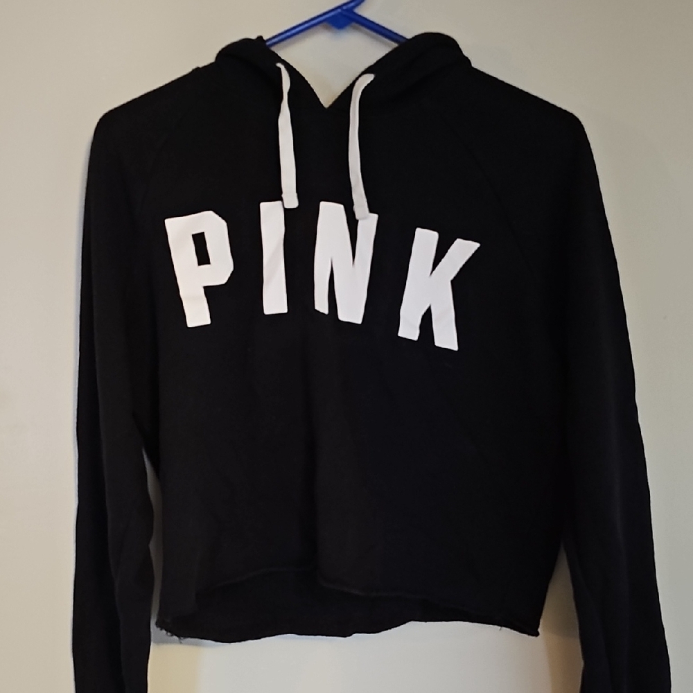 PINK Victoria's Secret Black Cropped Hoodie Long Sleeve